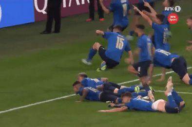 1626097147746068056.jpg ed0383f1776aaa9650fc1651a8ce9c3.jpg